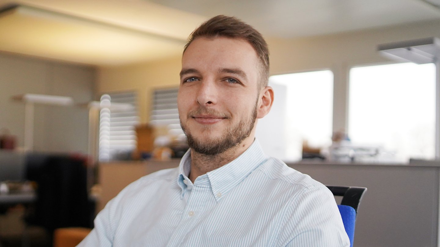 Portraitfoto von Alex, System Engineer