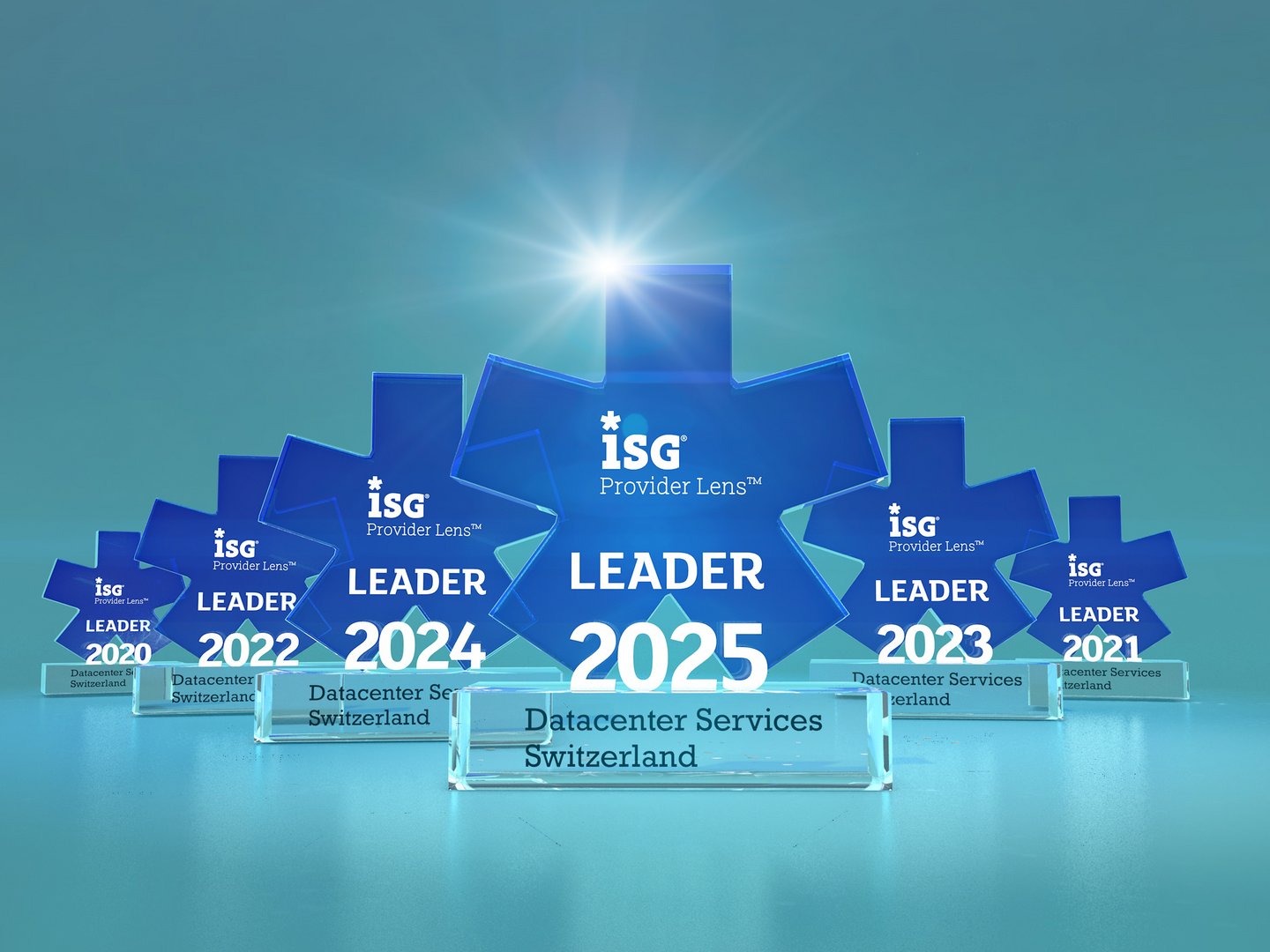 [Translate to Englisch:] Bild: Pokale Datacenter Award