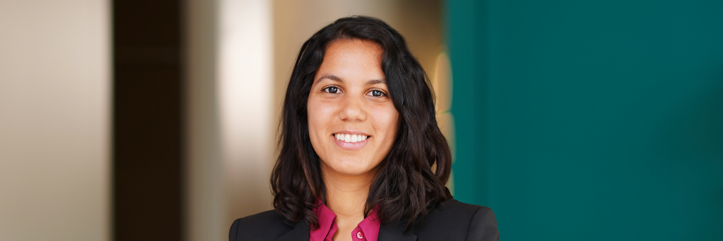 Portraitfoto von Solange, Teamleiterin Digitalisierung