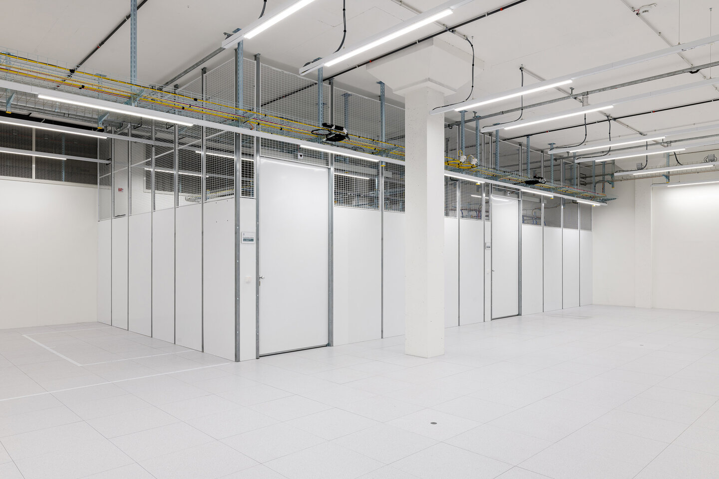 Datacenter Cage