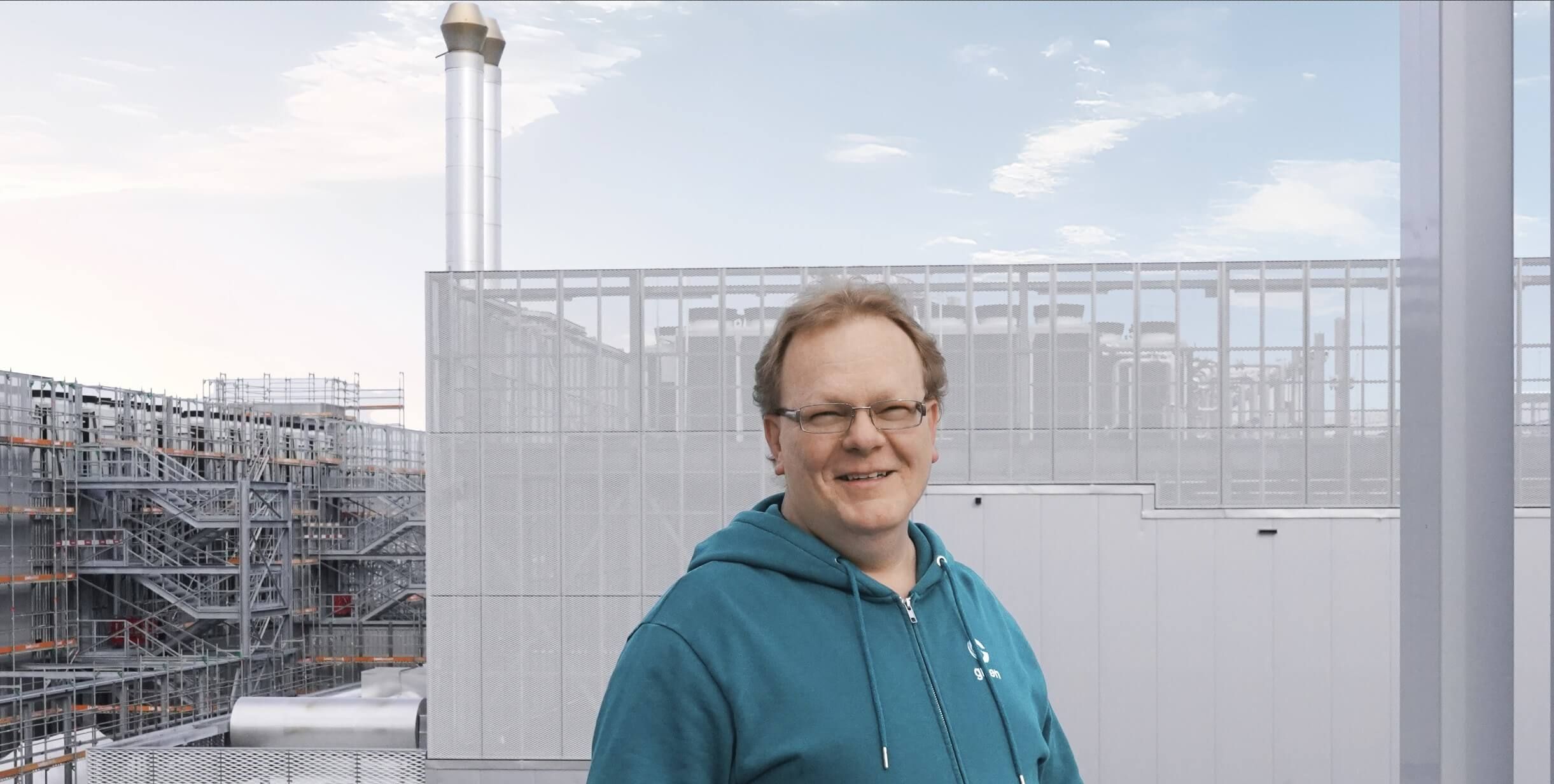 Portraitfoto von Domenic, Datacenter Operations Supporter