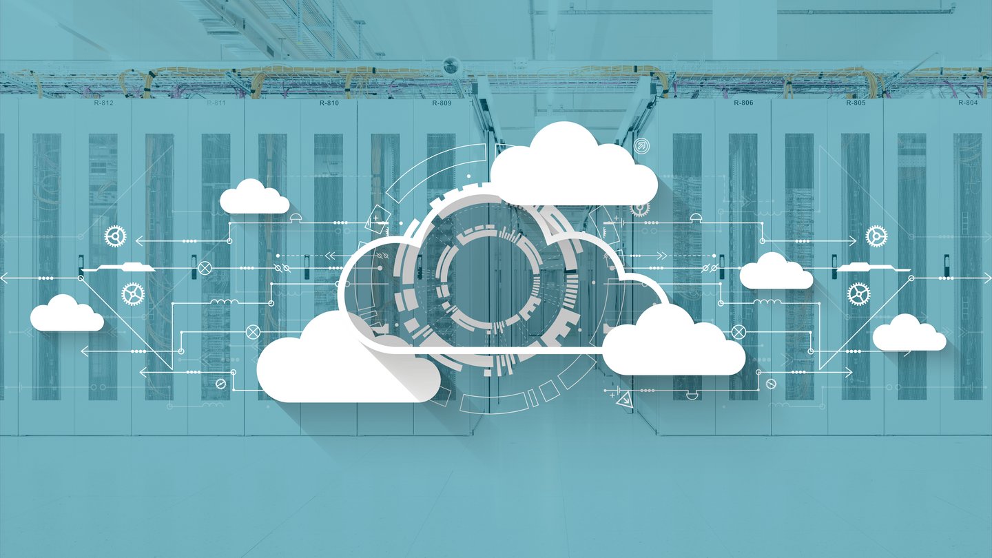 Green Datacenter Serverraum mit Cloud Visualisierung