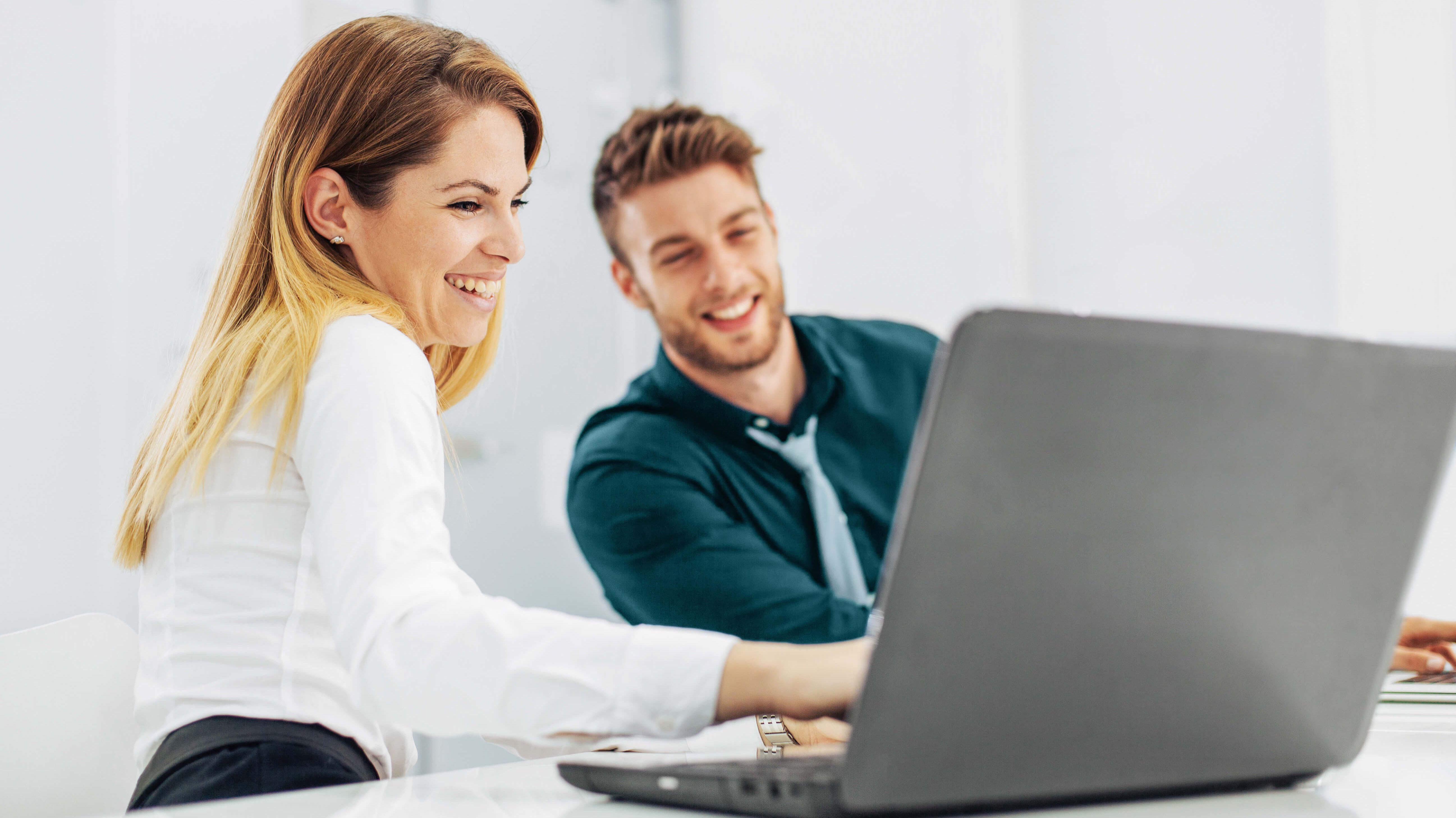 Schnell und einfach mit Green eine WordPress Website erstellen Team erstellt mit WordPress eine Website