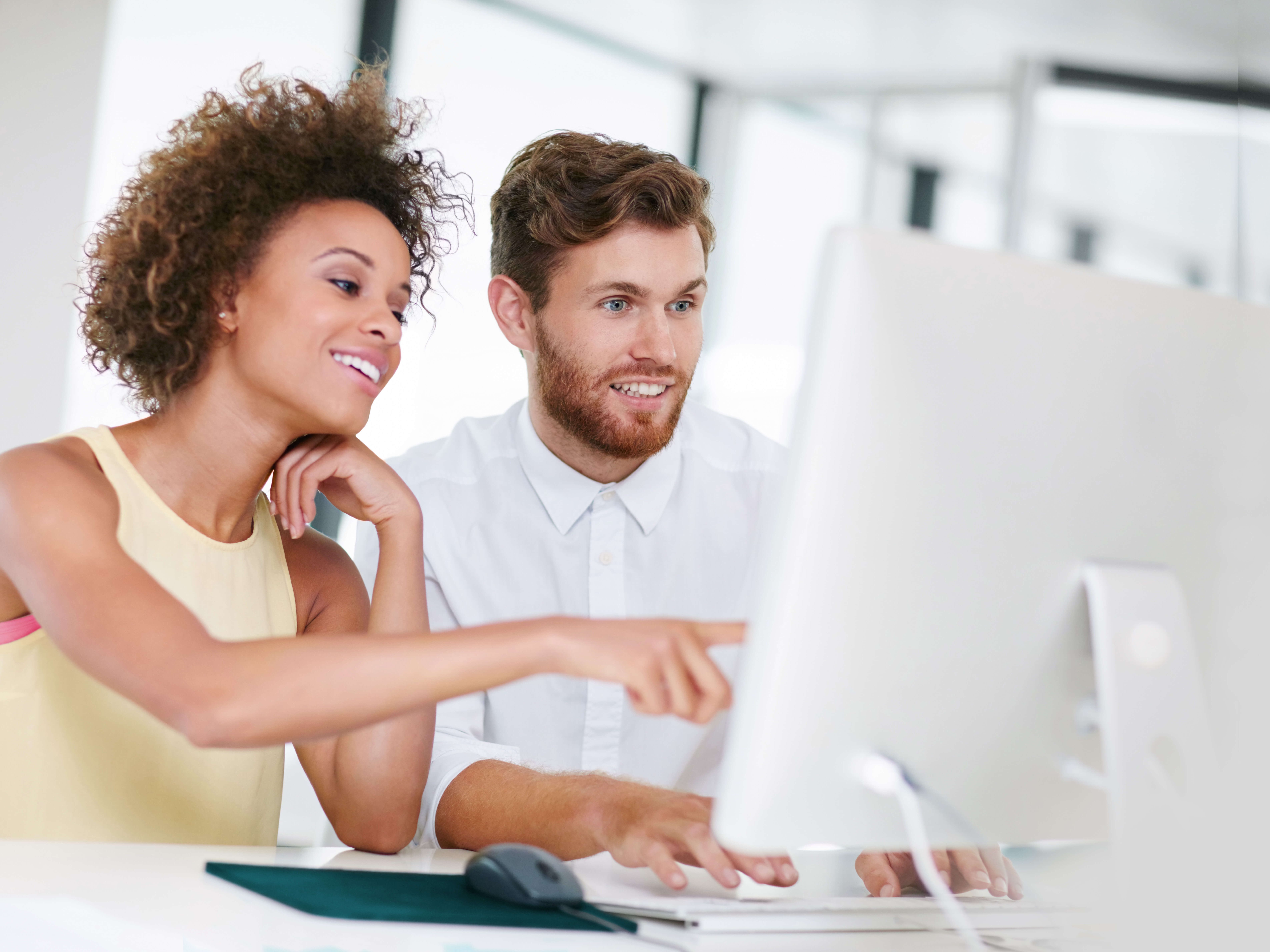 L’équipe crée un site web sécurisé rapidement et facilement.