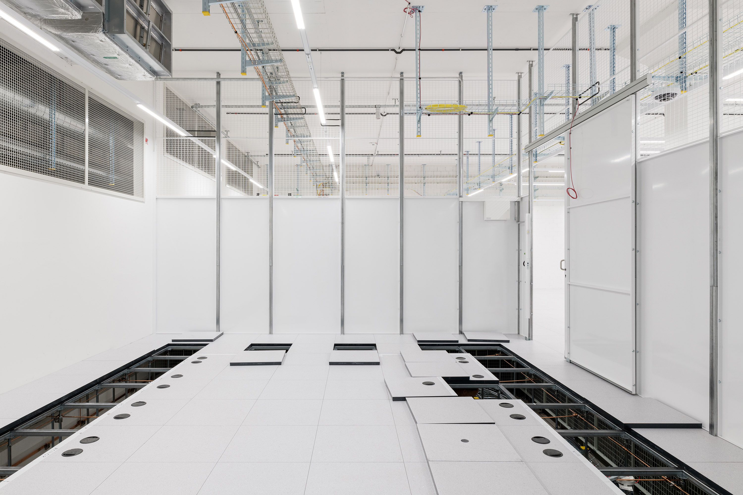 Data center cage expansion
