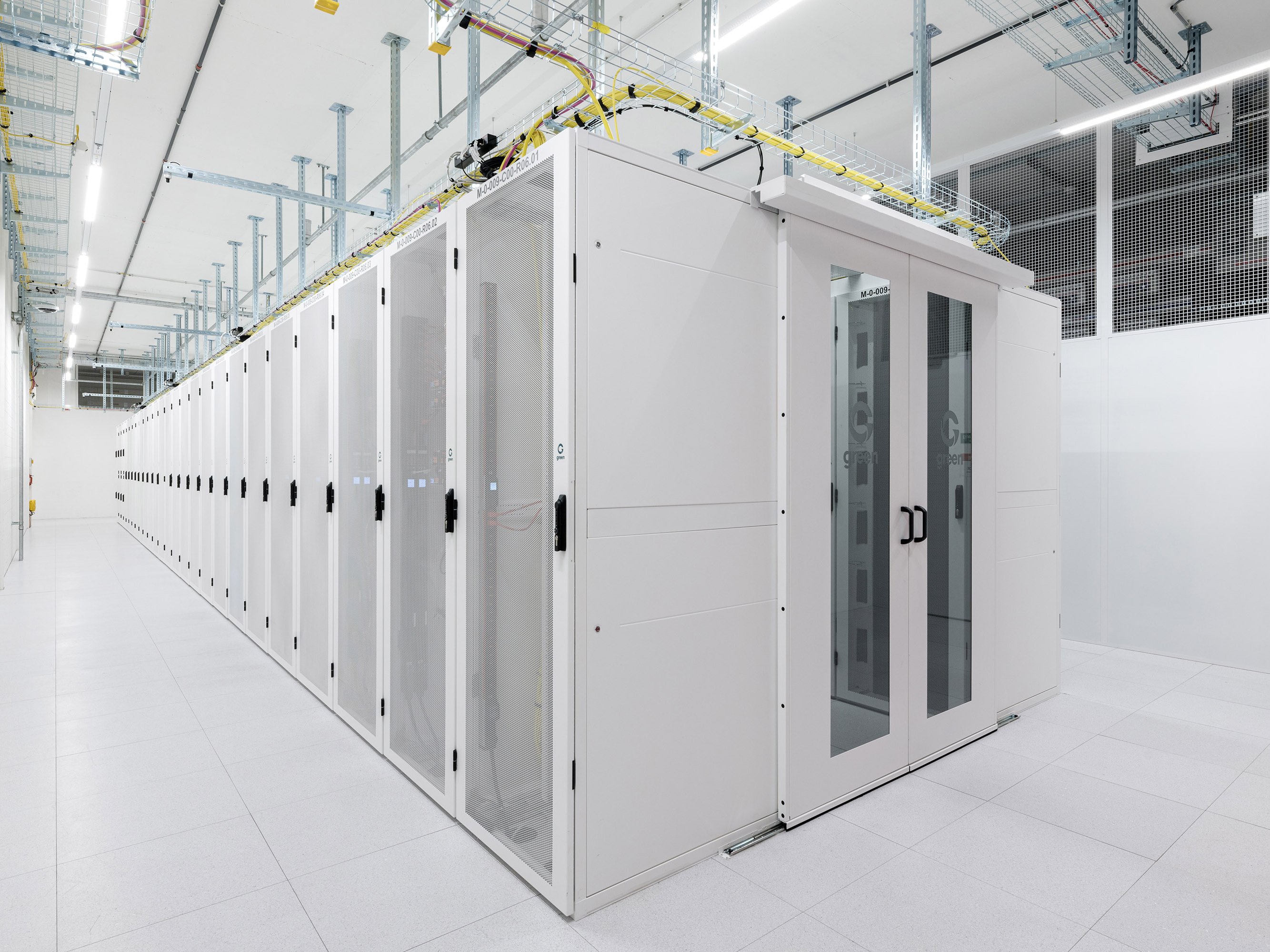 Datacenter Colocation Racks