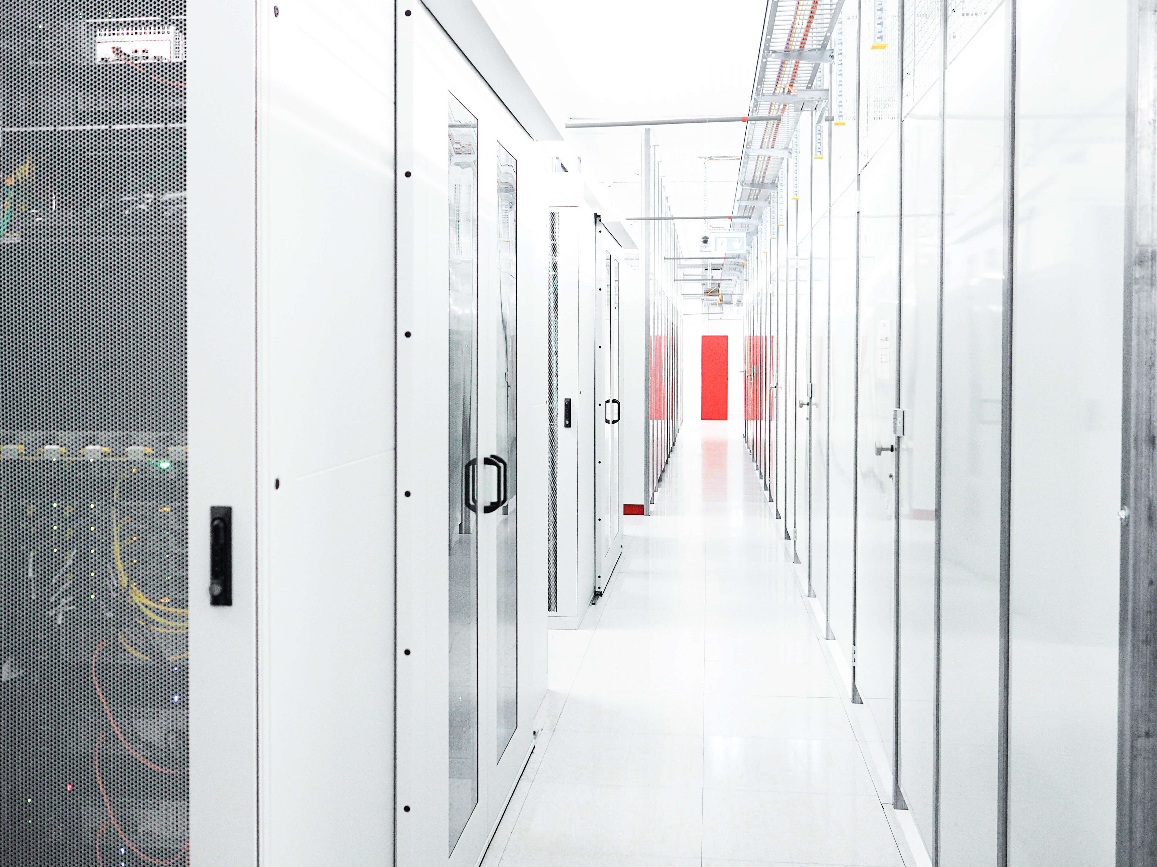 Green Datacenter Cages